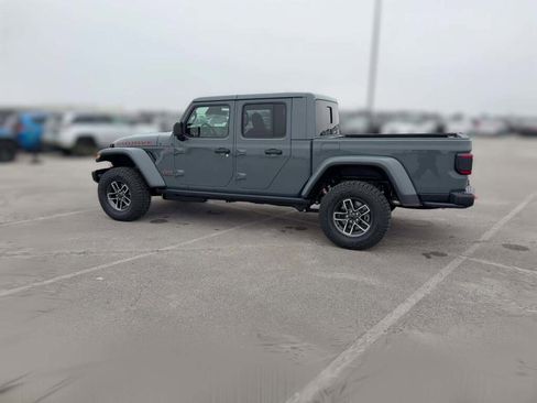 New 2026 Jeep Gladiator Mojave image 7