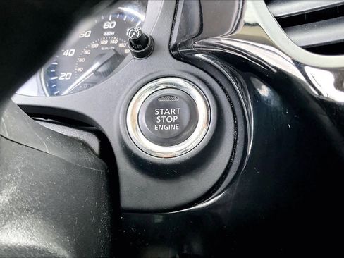 Used 2019 Mitsubishi Outlander SEL image 36