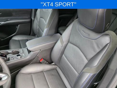 Used 2024 Cadillac XT4 Sport FWD image 11