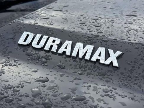 Used 2022 Chevrolet Silverado 1500 LTZ image 8