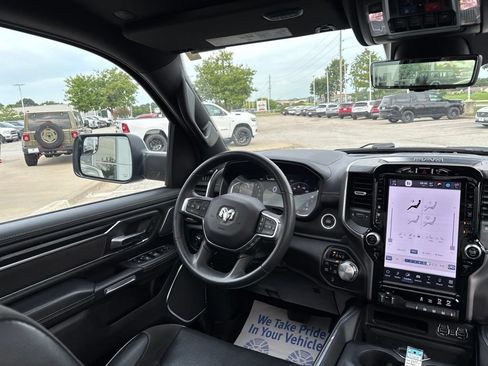 Used 2024 RAM 1500 Laramie AWD/4WD image 24