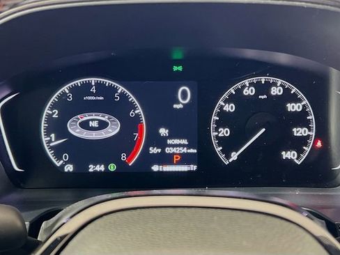 Used 2025 Honda Pilot TrailSport image 14