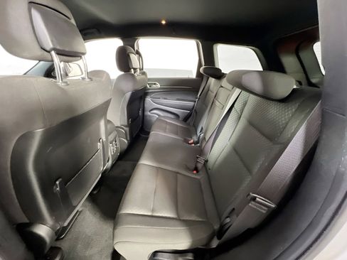 Used 2022 Jeep Grand Cherokee Laredo E image 23