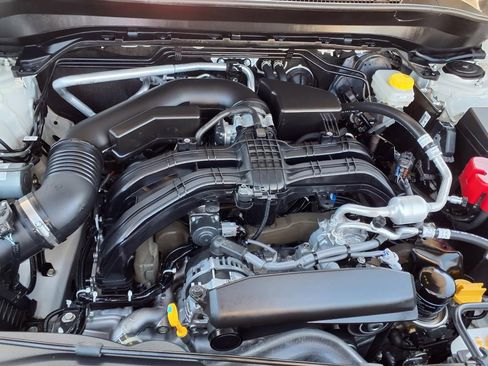 Used 2025 Subaru Forester Premium w/ Convenience Package #2 image 17