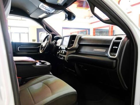 Used 2024 RAM 2500 Big Horn image 15