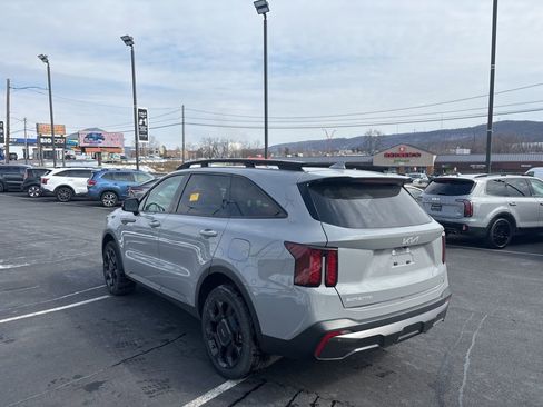 Used 2024 Kia Sorento X-Line EX image 5