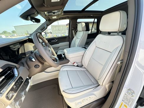 New 2026 GMC Yukon Denali w/ Advanced Technology Package AWD/4WD image 20