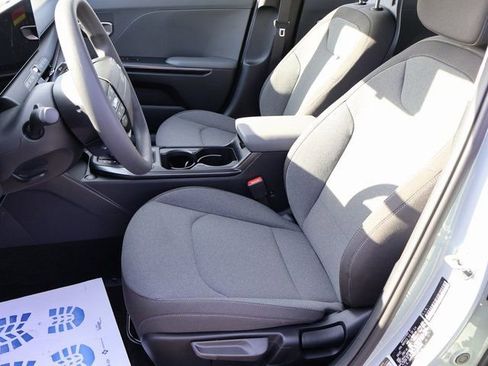 New 2025 Kia K4 LXS image 37