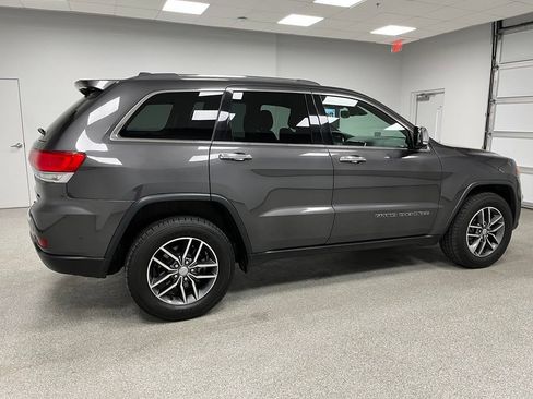 Used 2018 Jeep Grand Cherokee Limited AWD/4WD image 11