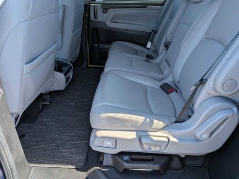 Certified 2023 Honda Odyssey EX-L image 19