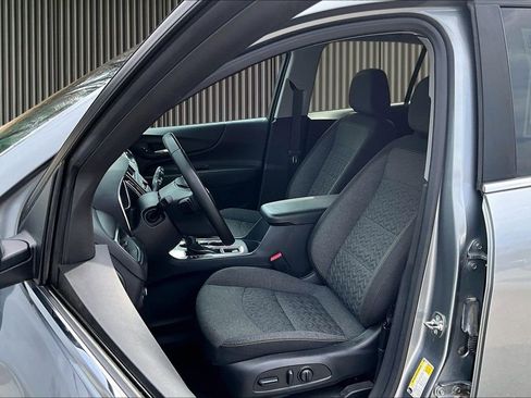 Used 2024 Chevrolet Equinox LT image 26