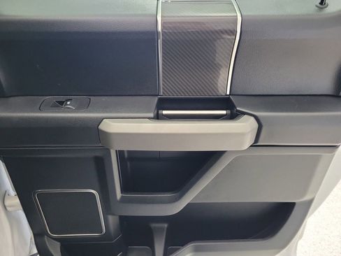 Used 2019 Ford F150 Raptor w/ Equipment Group 802A Luxury image 21