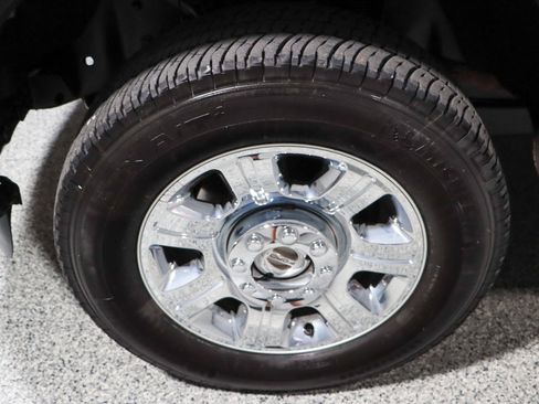 Used 2015 Ford F250 Lariat w/ Chrome Package image 11