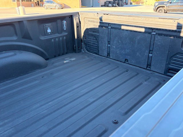 Used 2022 Ford F150 Lightning Lariat AWD/4WD image 12