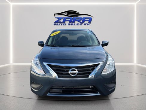 Used 2017 Nissan Versa S Plus FWD image 2