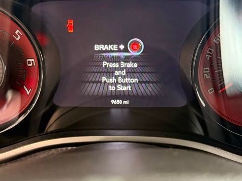 Used 2022 Dodge Challenger SRT Hellcat Redeye image 9