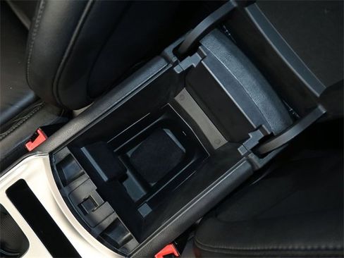 Used 2024 Ford Edge Titanium image 19