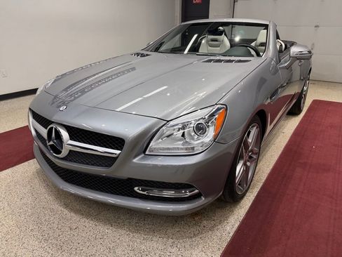 Used 2013 Mercedes-Benz SLK 250 image 5