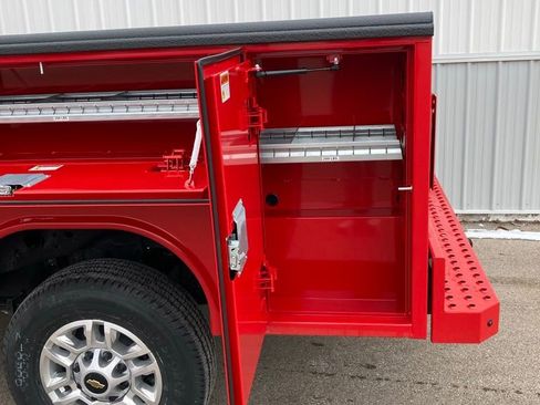 New 2026 Chevrolet Silverado 2500 W/T w/ WT Convenience Package image 9