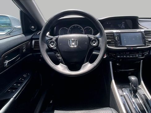 Used 2016 Honda Accord EX-L image 6