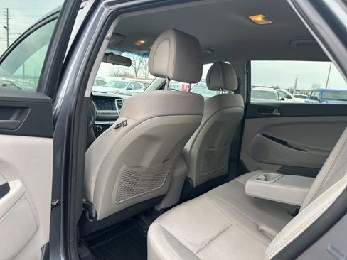 Used 2018 Hyundai Tucson SEL image 23