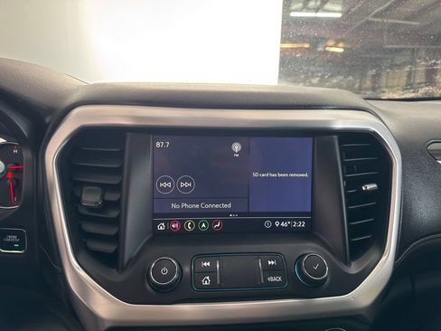 Used 2020 GMC Acadia SLT w/ Driver Alert Package II AWD/4WD image 15
