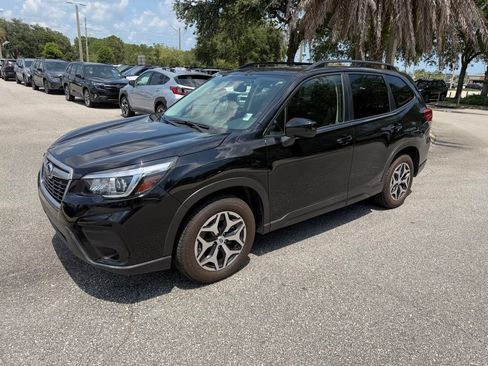 Used 2020 Subaru Forester Premium AWD/4WD image 13