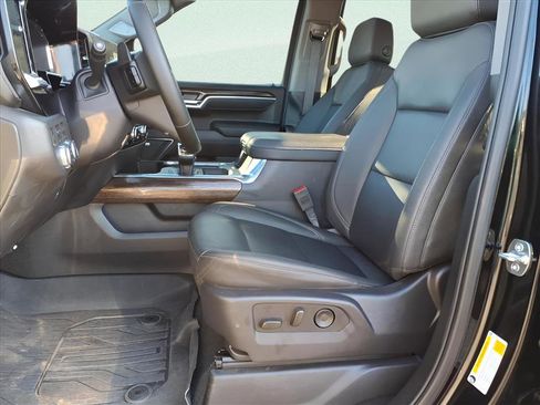 Used 2025 GMC Sierra 1500 Elevation w/ Elevation Premium Package image 14