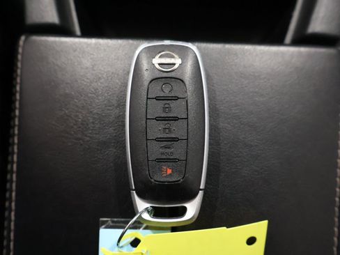 Used 2024 Nissan Rogue SV image 27