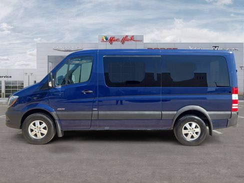 Used 2016 Mercedes-Benz Sprinter 2500 image 2