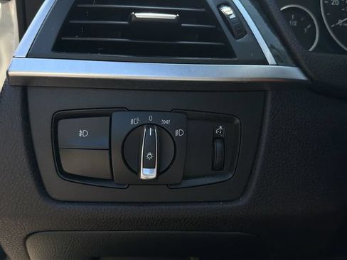 Used 2016 BMW 328i xDrive Sedan AWD/4WD image 24