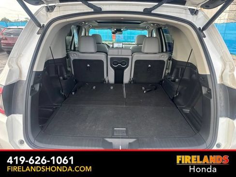 Used 2023 Honda Pilot Touring image 32