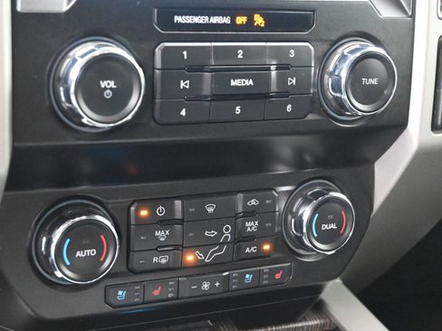 Used 2020 Ford F250 Lariat w/ Tremor Off-Road Package image 25