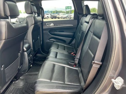 Used 2020 Jeep Grand Cherokee Limited w/ Luxury Group II AWD/4WD image 15