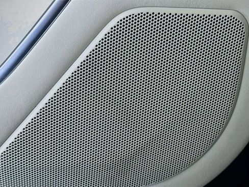 Used 2023 Land Rover Range Rover SE image 19