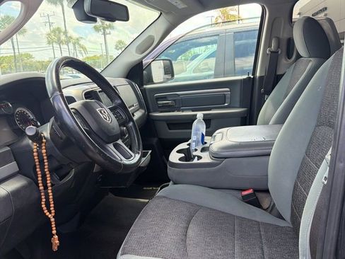 Used 2018 RAM 1500 Big Horn RWD image 13