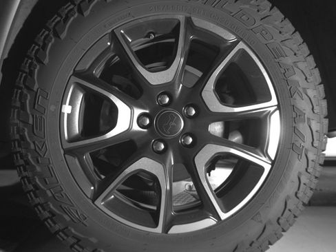 Used 2025 Jeep Compass Trailhawk image 14