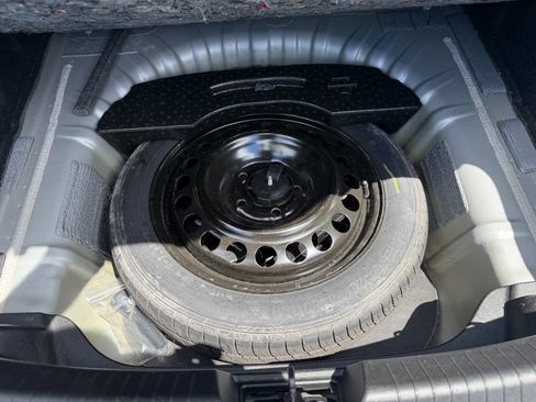 Used 2019 Chevrolet Malibu LS FWD image 36