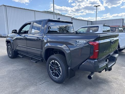 New 2025 Toyota Tacoma TRD Sport AWD/4WD image 4
