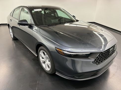 New 2026 Honda Accord LX image 7