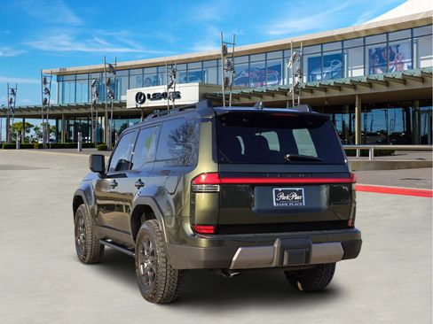 Certified 2024 Lexus GX 550 Mark Levinson, Overtrail+ image 4