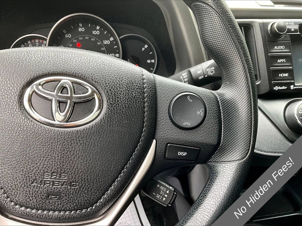 Used 2016 Toyota RAV4 LE AWD/4WD image 14