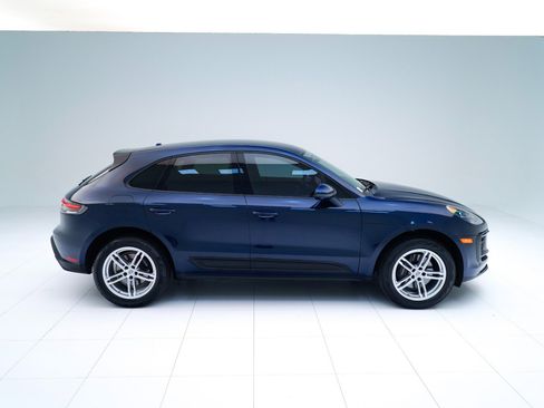 Used 2022 Porsche Macan image 8