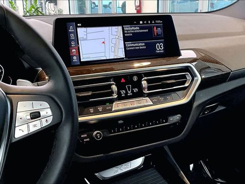 Used 2024 BMW X3 xDrive30i w/ Parking Assistance Package image 7