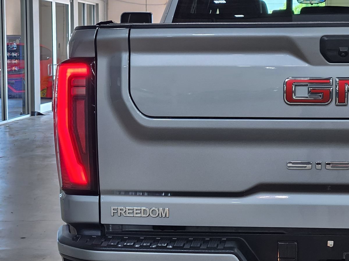 Used 2024 GMC Sierra 2500 AT4 w/ AT4 Premium Plus Package AWD/4WD image 18