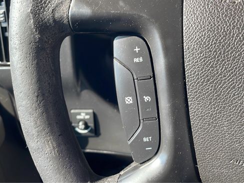 Used 2015 Chevrolet Express 3500 w/ Shuttle Bus Package image 19