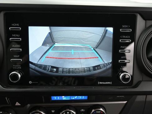 Used 2022 Toyota Tacoma SR AWD/4WD image 16