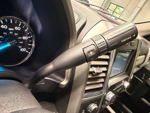 Used 2017 Ford F250 Lariat w/ Chrome Package AWD/4WD image 34