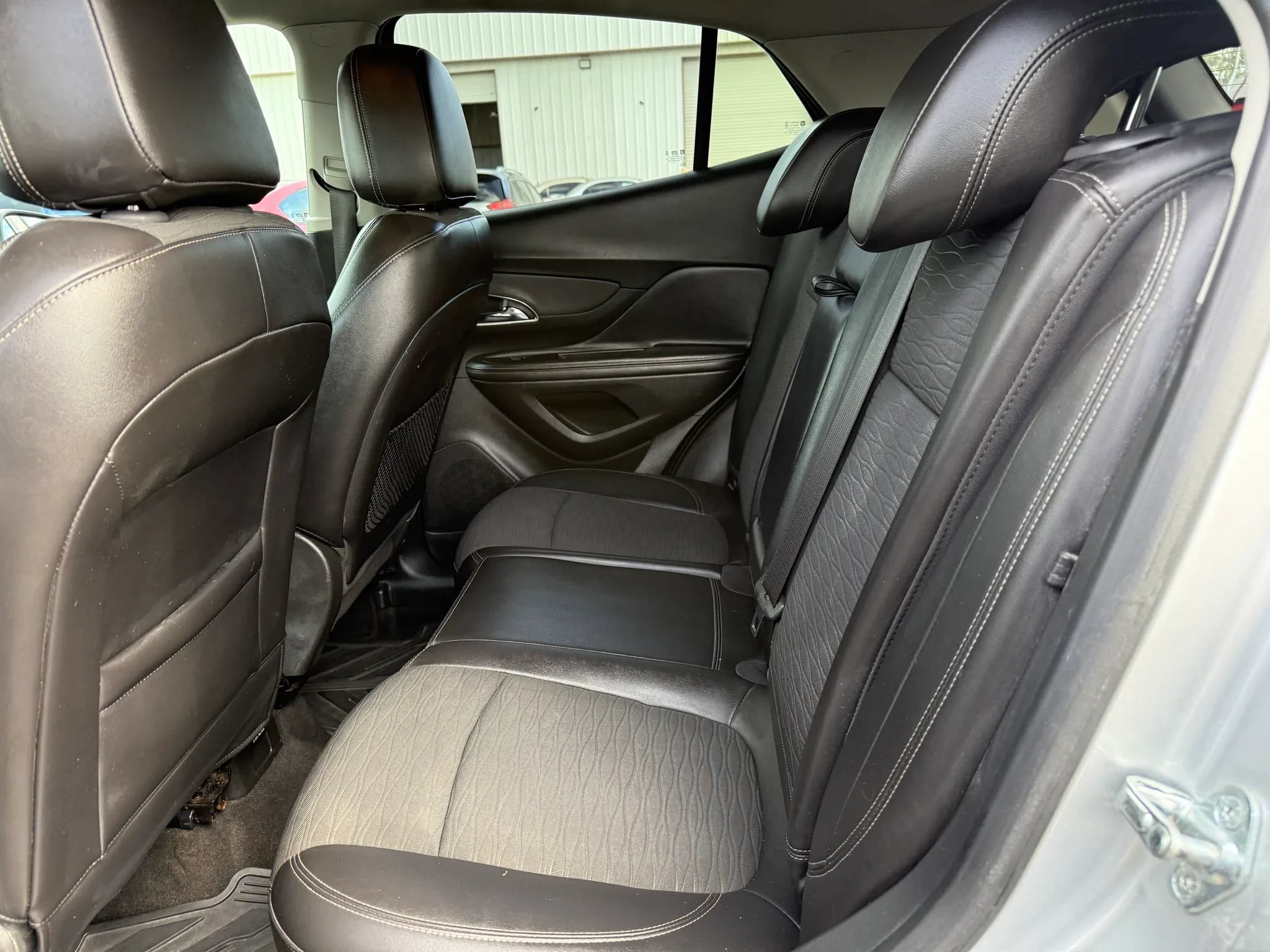 Used 2015 Buick Encore Convenience AWD/4WD image 21