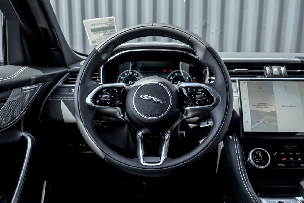 New 2026 Jaguar F-PACE R-Dynamic S AWD/4WD image 17